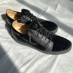 Giuseppe Zanotti Men’s Black Velvet Sneakers